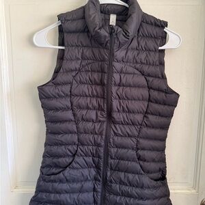 lululemon  Pack It Down Puffer Vest Women’s 2 Goose Down Running Vest Black